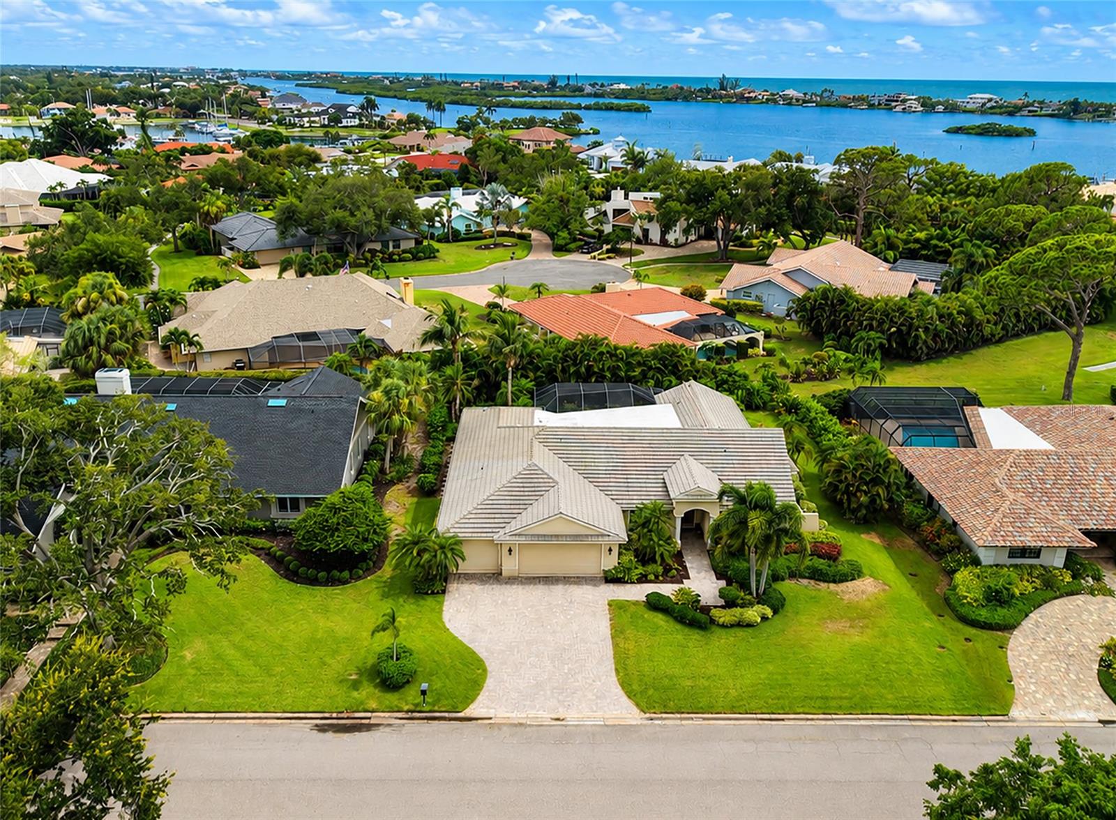 SOUTHBAY YACHT & RACQUET CLUB - Residential