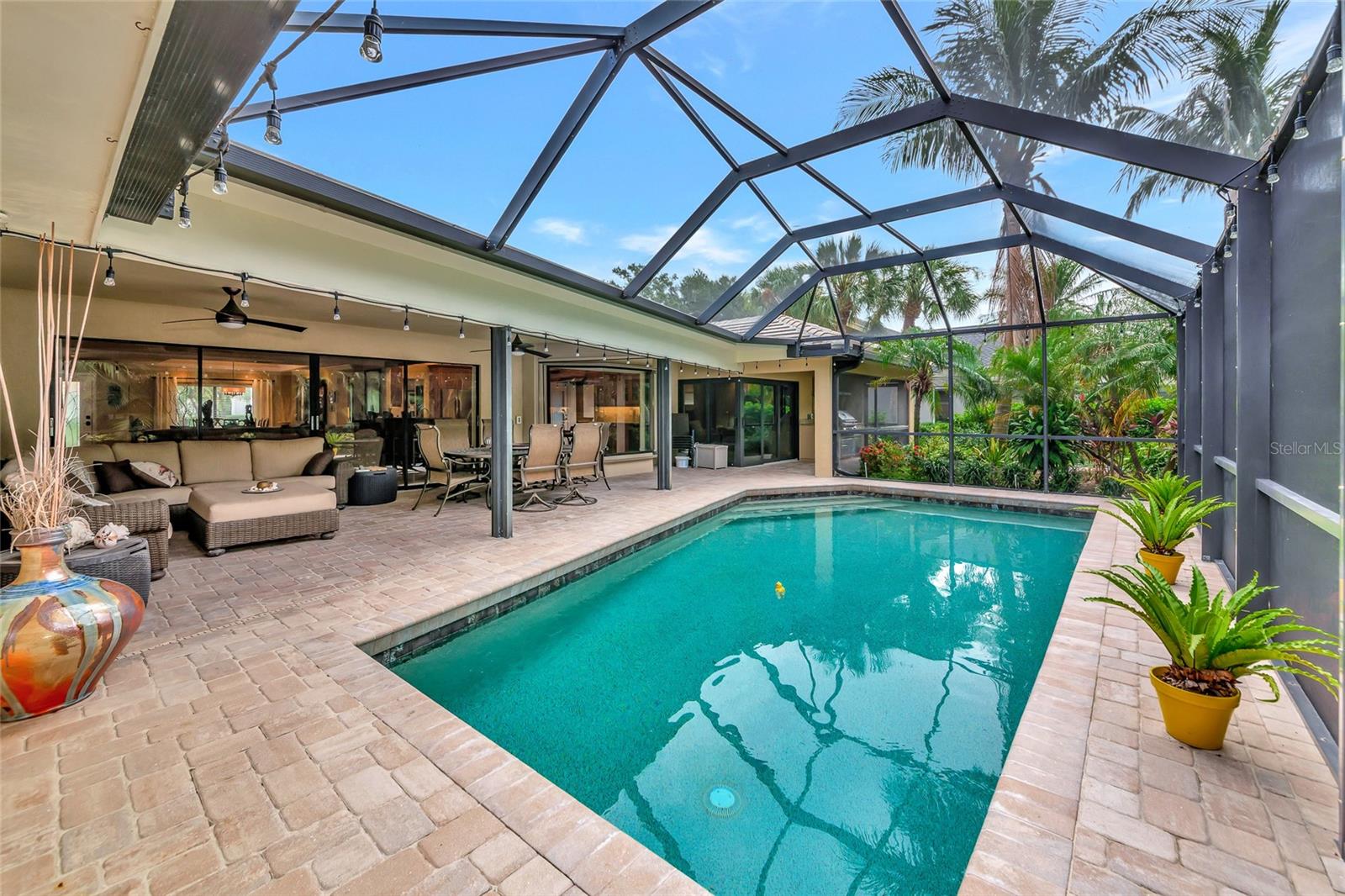 SOUTHBAY YACHT & RACQUET CLUB - Residential