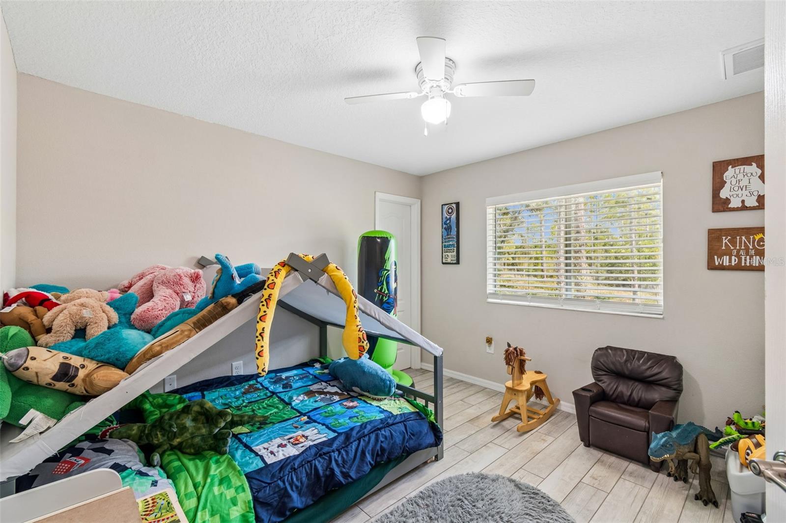 ROYAL HIGHLANDS - Residential