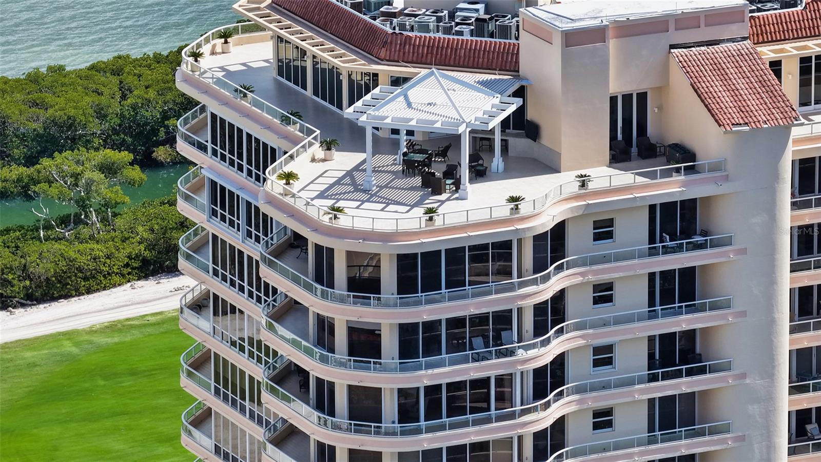 GRAND BAY 3 - Residential