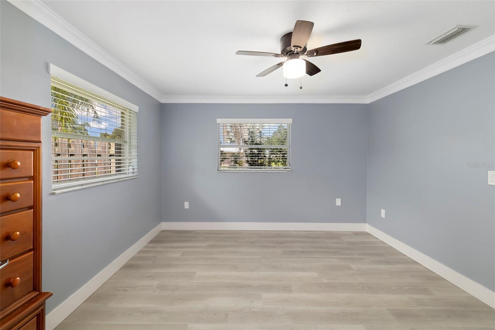 VILLAGE GREEN CLUB ESTATES UNIT A - Residential