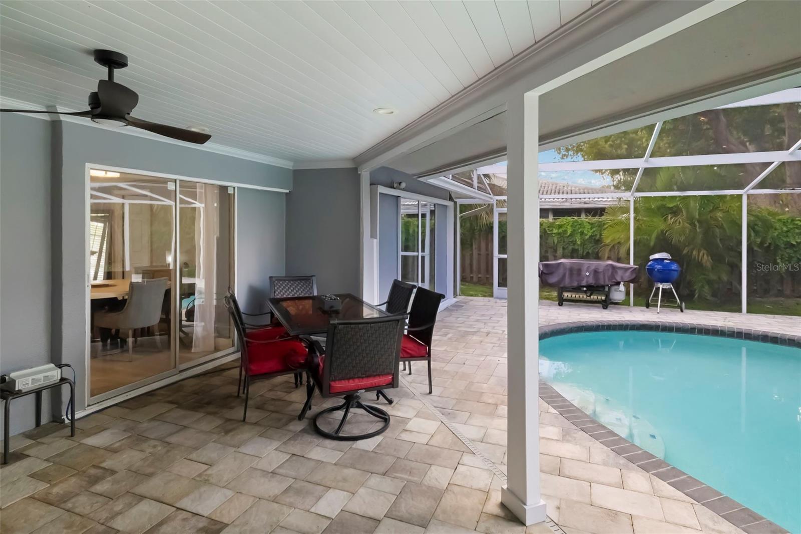 VILLAGE GREEN CLUB ESTATES UNIT A - Residential