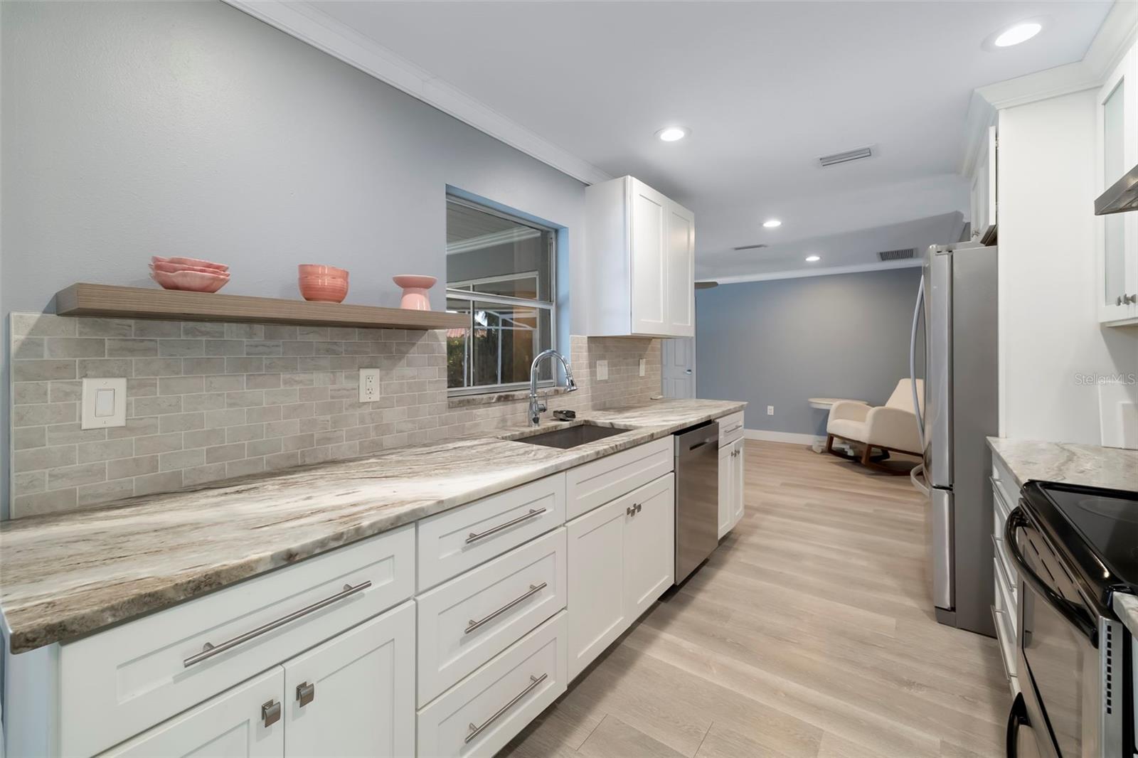 VILLAGE GREEN CLUB ESTATES UNIT A - Residential