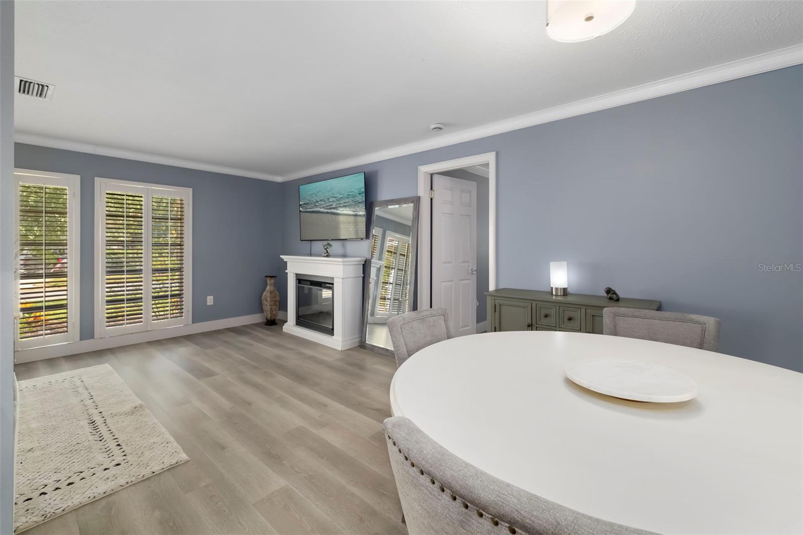 VILLAGE GREEN CLUB ESTATES UNIT A - Residential