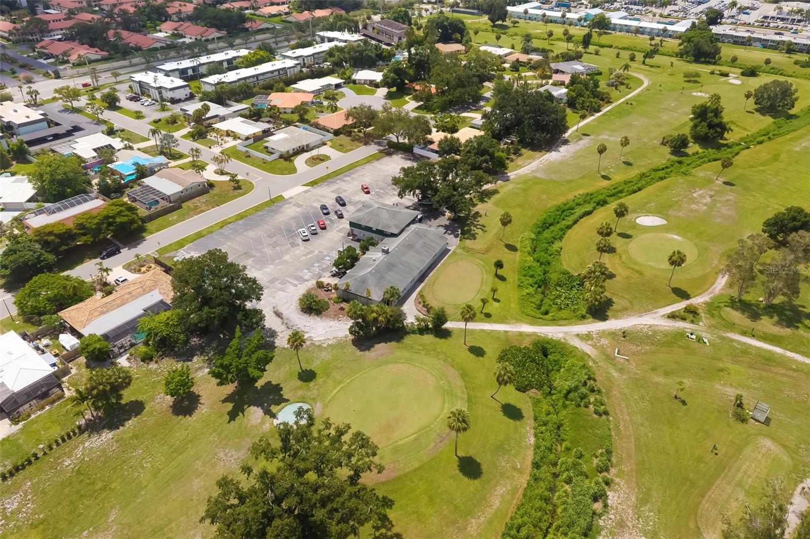 VILLAGE GREEN CLUB ESTATES UNIT A - Residential