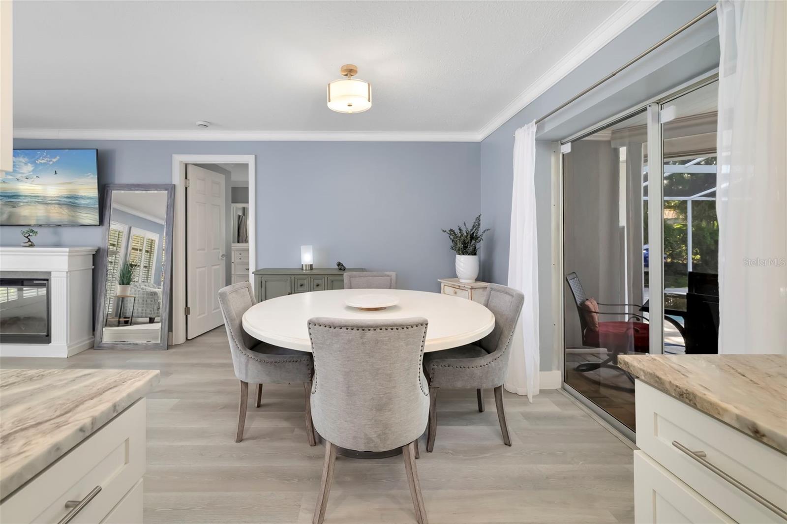VILLAGE GREEN CLUB ESTATES UNIT A - Residential