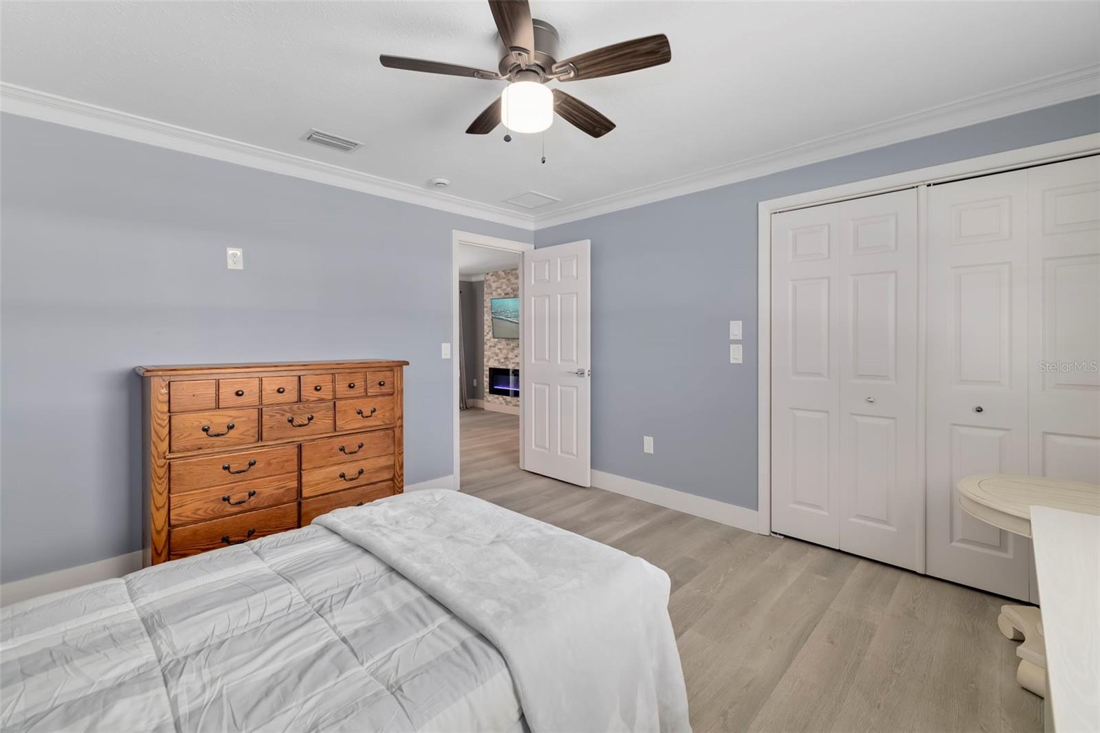 VILLAGE GREEN CLUB ESTATES UNIT A - Residential