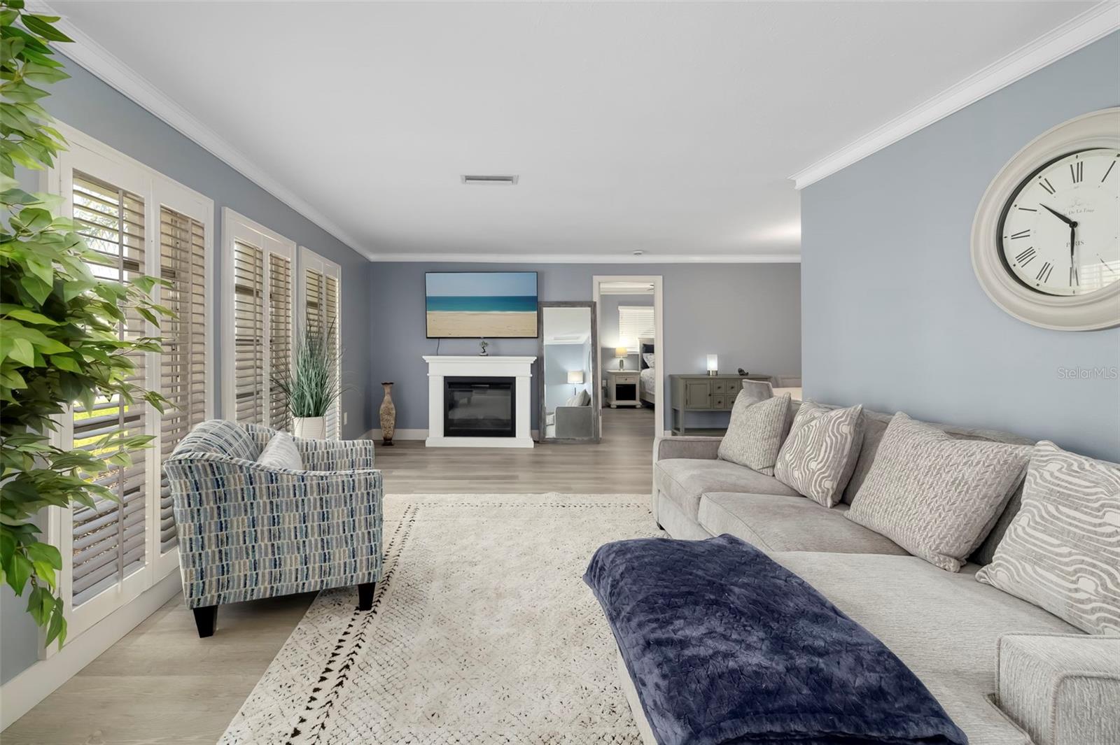 VILLAGE GREEN CLUB ESTATES UNIT A - Residential