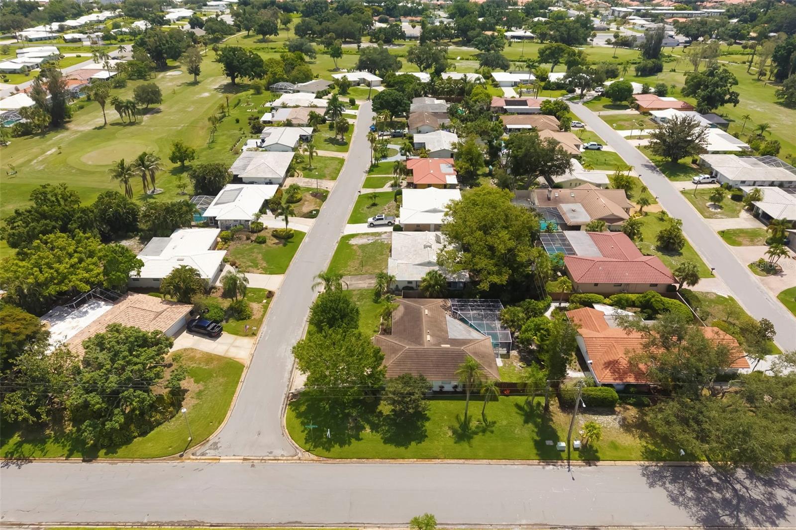VILLAGE GREEN CLUB ESTATES UNIT A - Residential