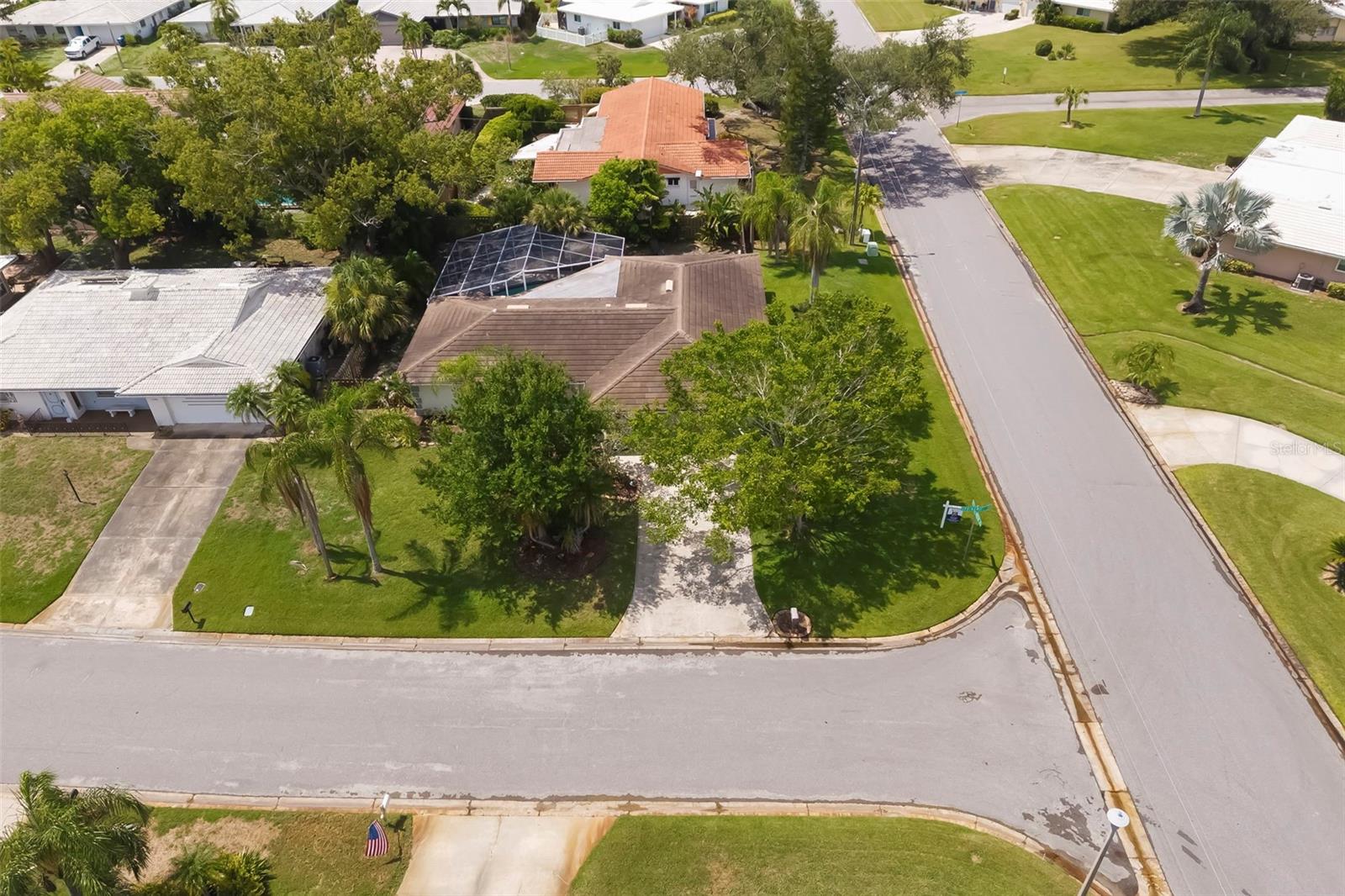 VILLAGE GREEN CLUB ESTATES UNIT A - Residential