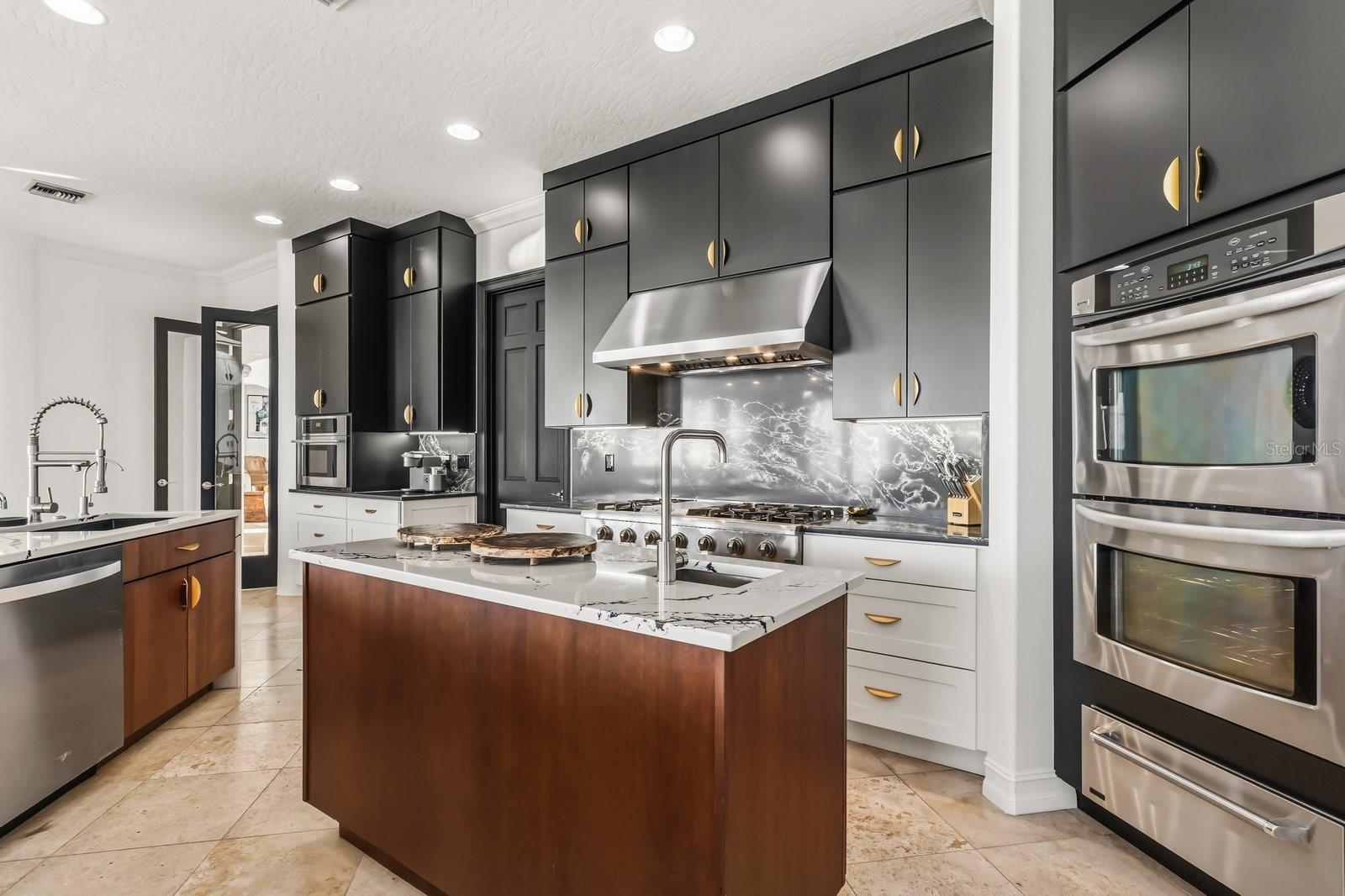 RIVER FALLS ESTATES - Residential