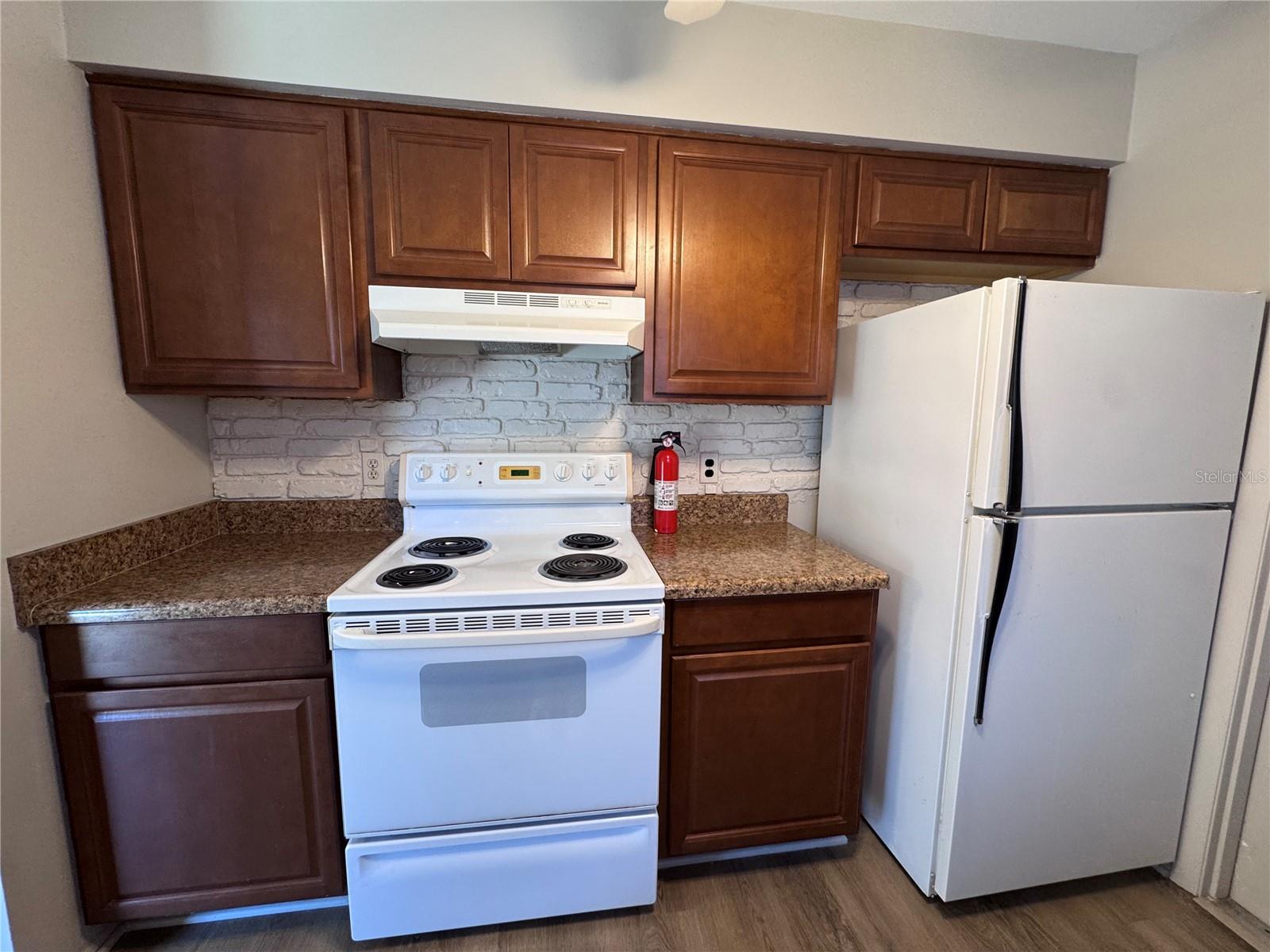 MEADOWS - Residential Lease