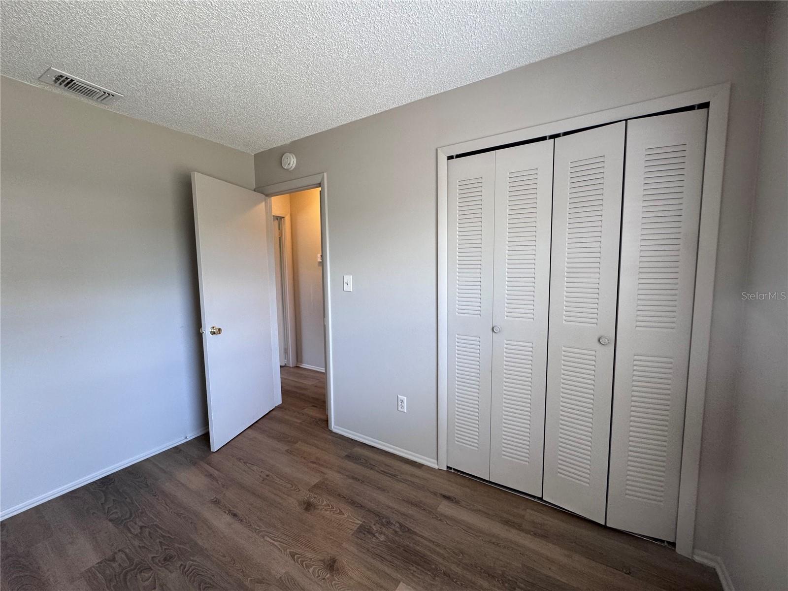 MEADOWS - Residential Lease