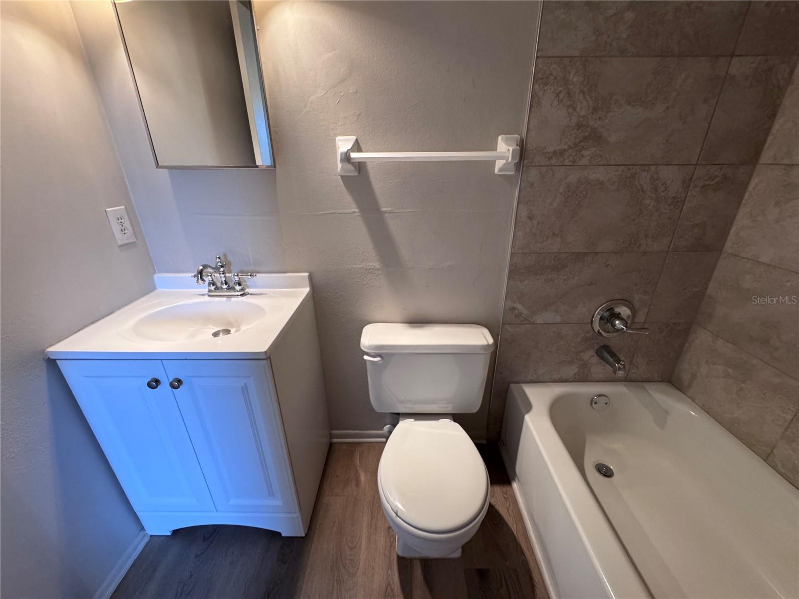 MEADOWS - Residential Lease