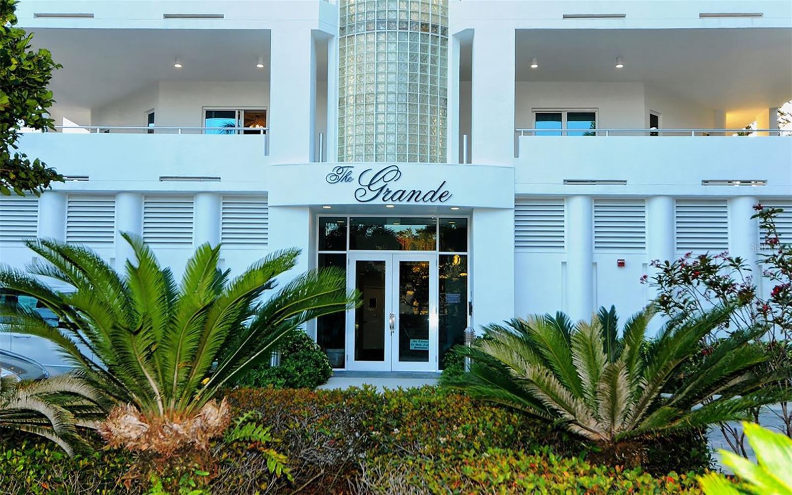 THE GRANDE AT LONGBOAT KEY - Residential