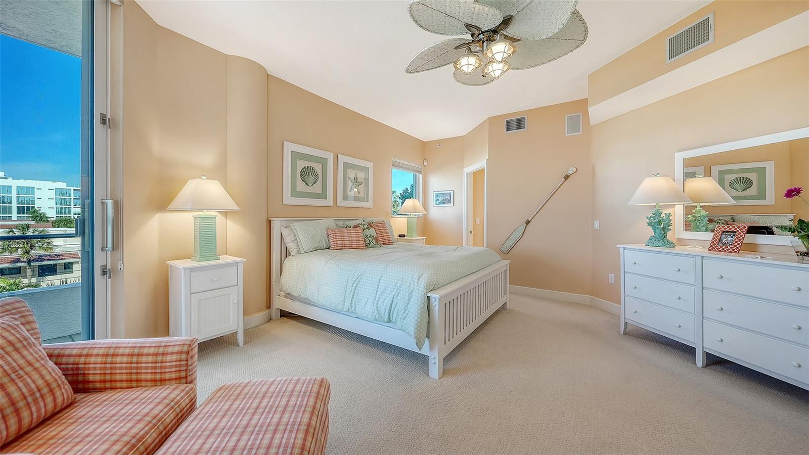 THE GRANDE AT LONGBOAT KEY - Residential