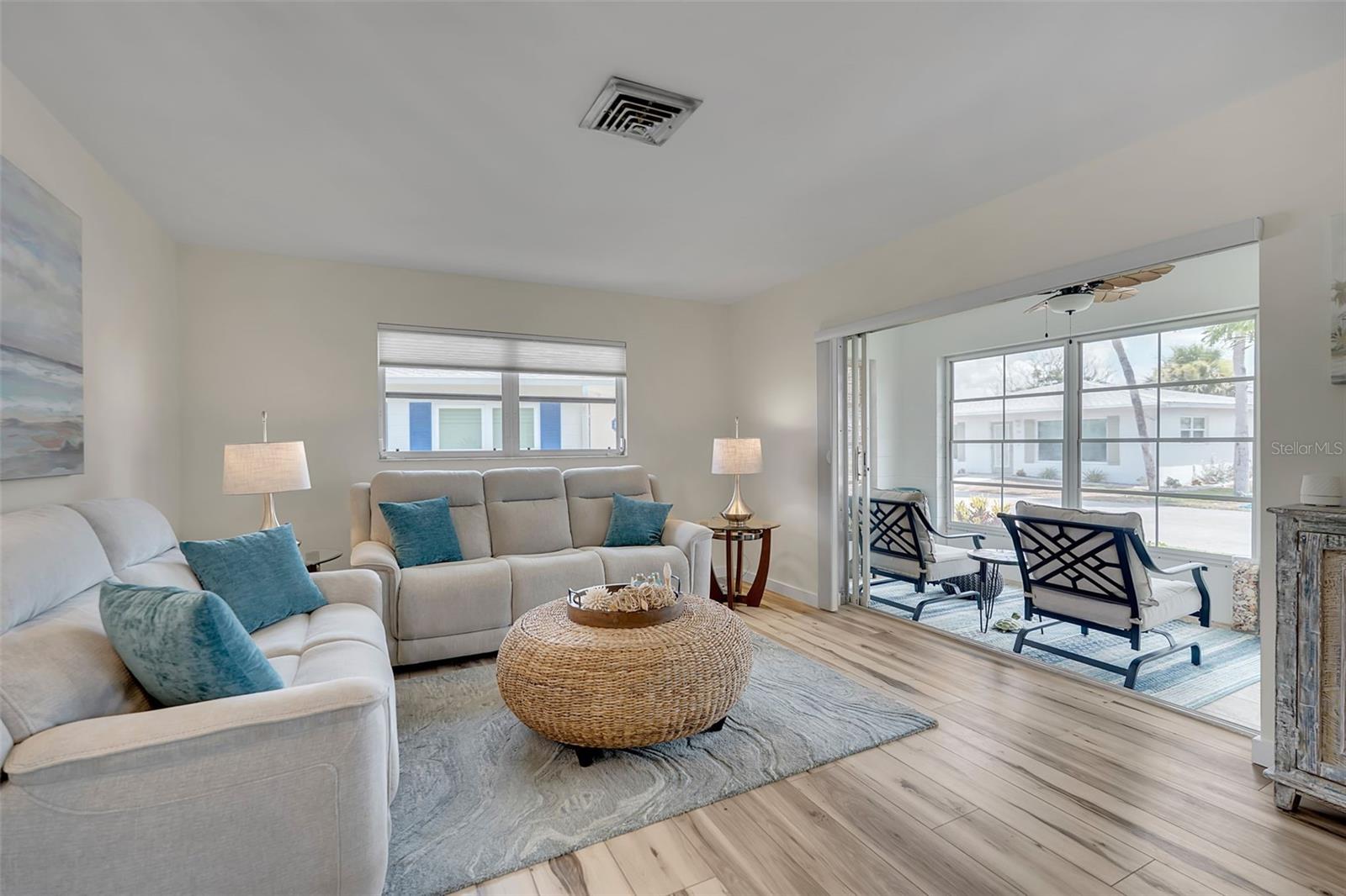 ENGLEWOOD BEACH CONDO VILLA - Residential