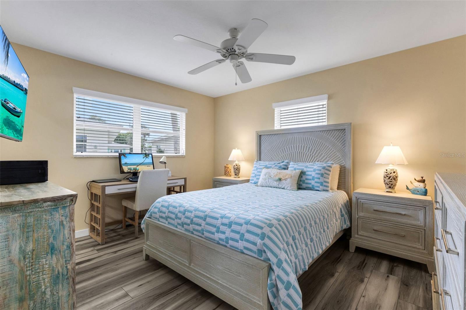 ENGLEWOOD BEACH CONDO VILLA - Residential