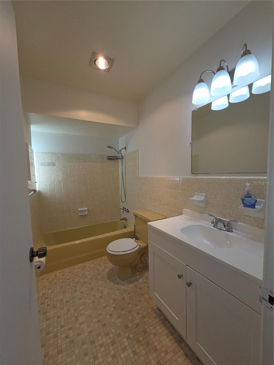 CITRUS SPGS UNIT 04 - Residential