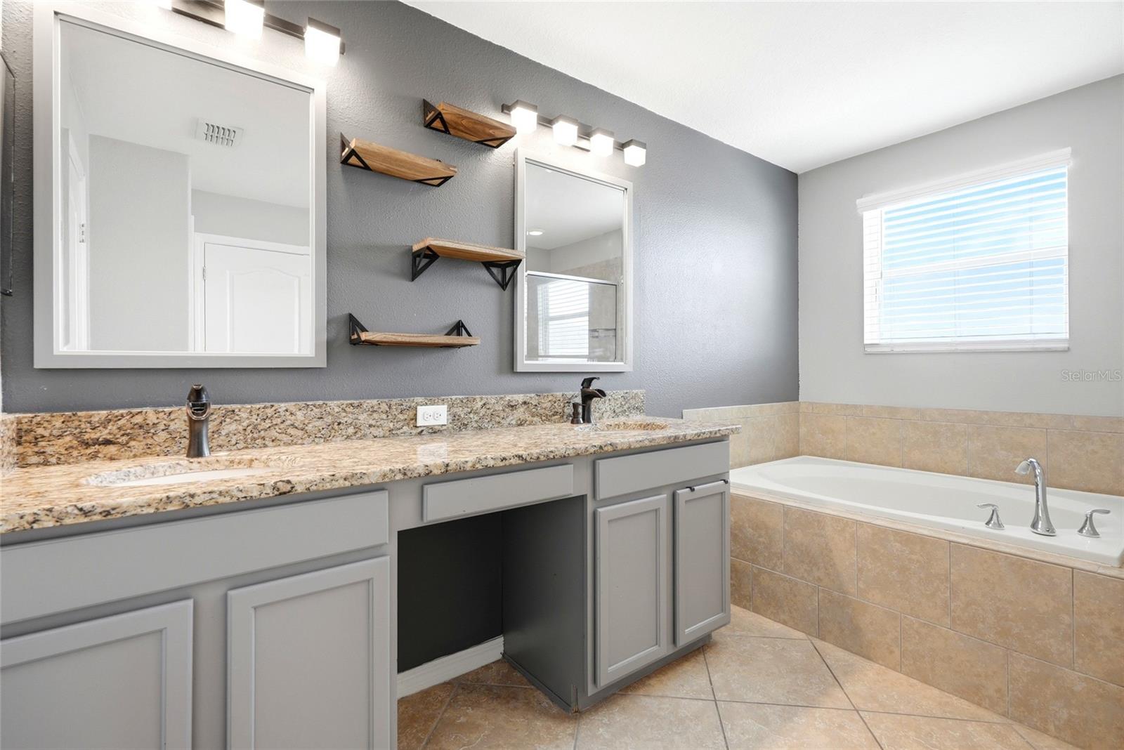 HAWKS POINT PH S-2 - Residential
