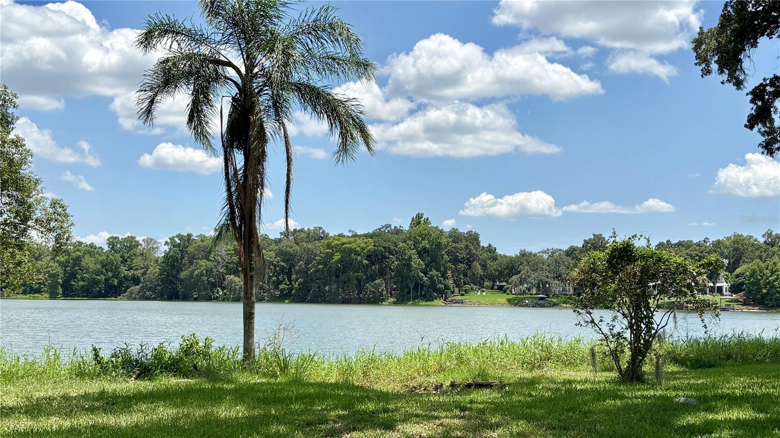 ROSE ISLE SEC 01 - Residential