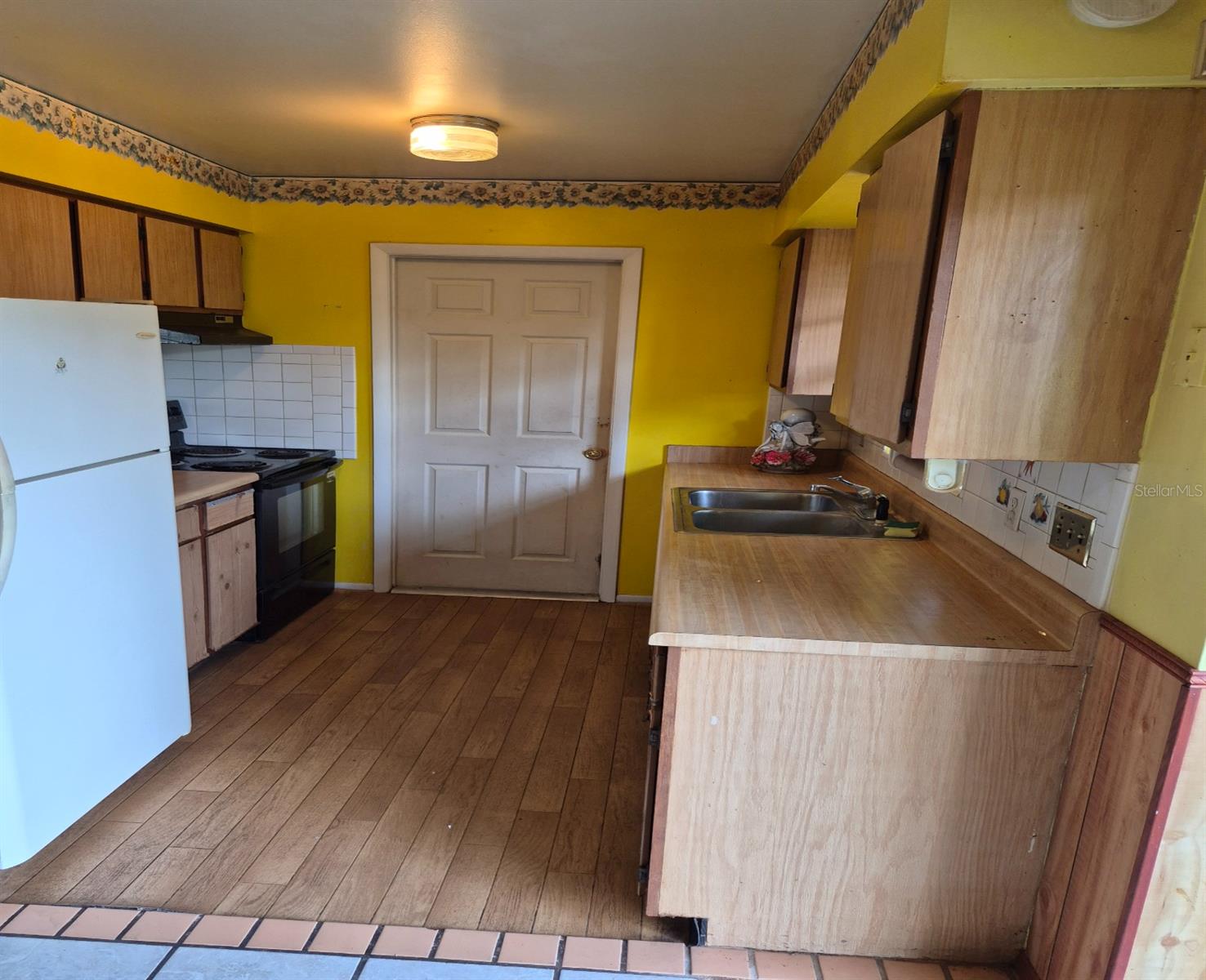 MEADOWS - Residential