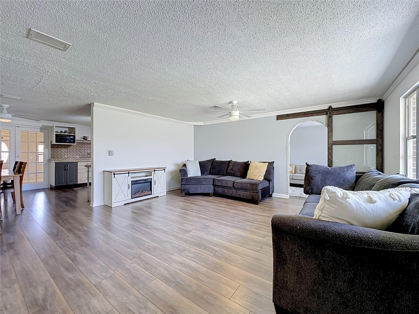 SPRING LAKE - Residential