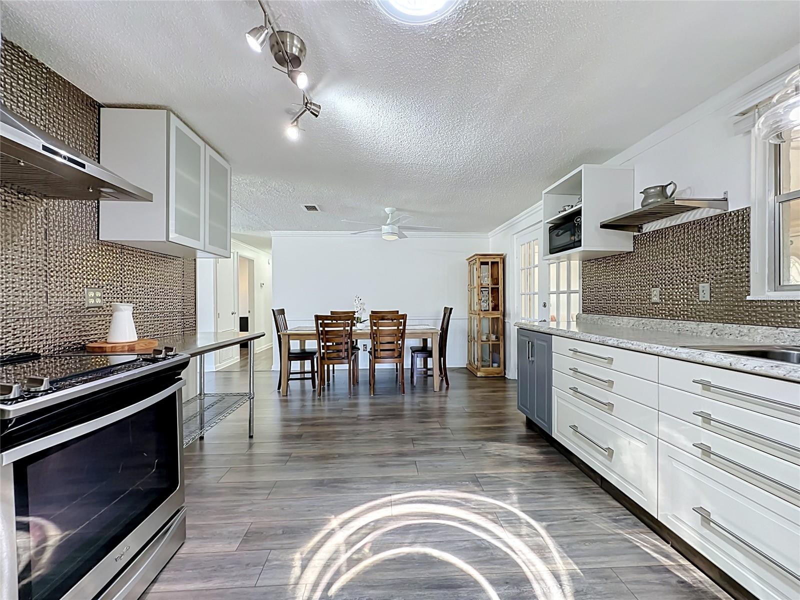 SPRING LAKE - Residential