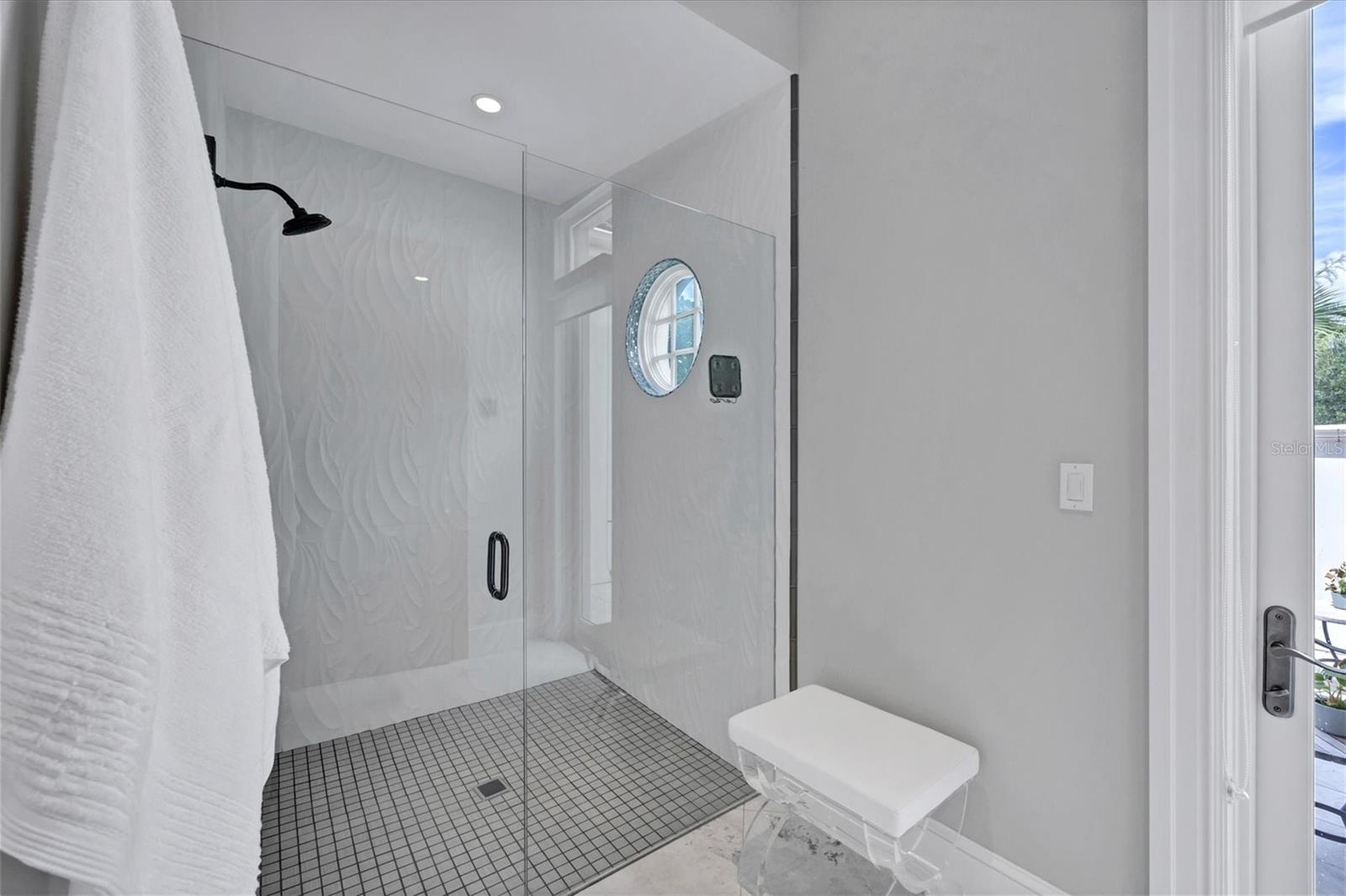 CONCESSION PH II BLK B & PH III - Residential