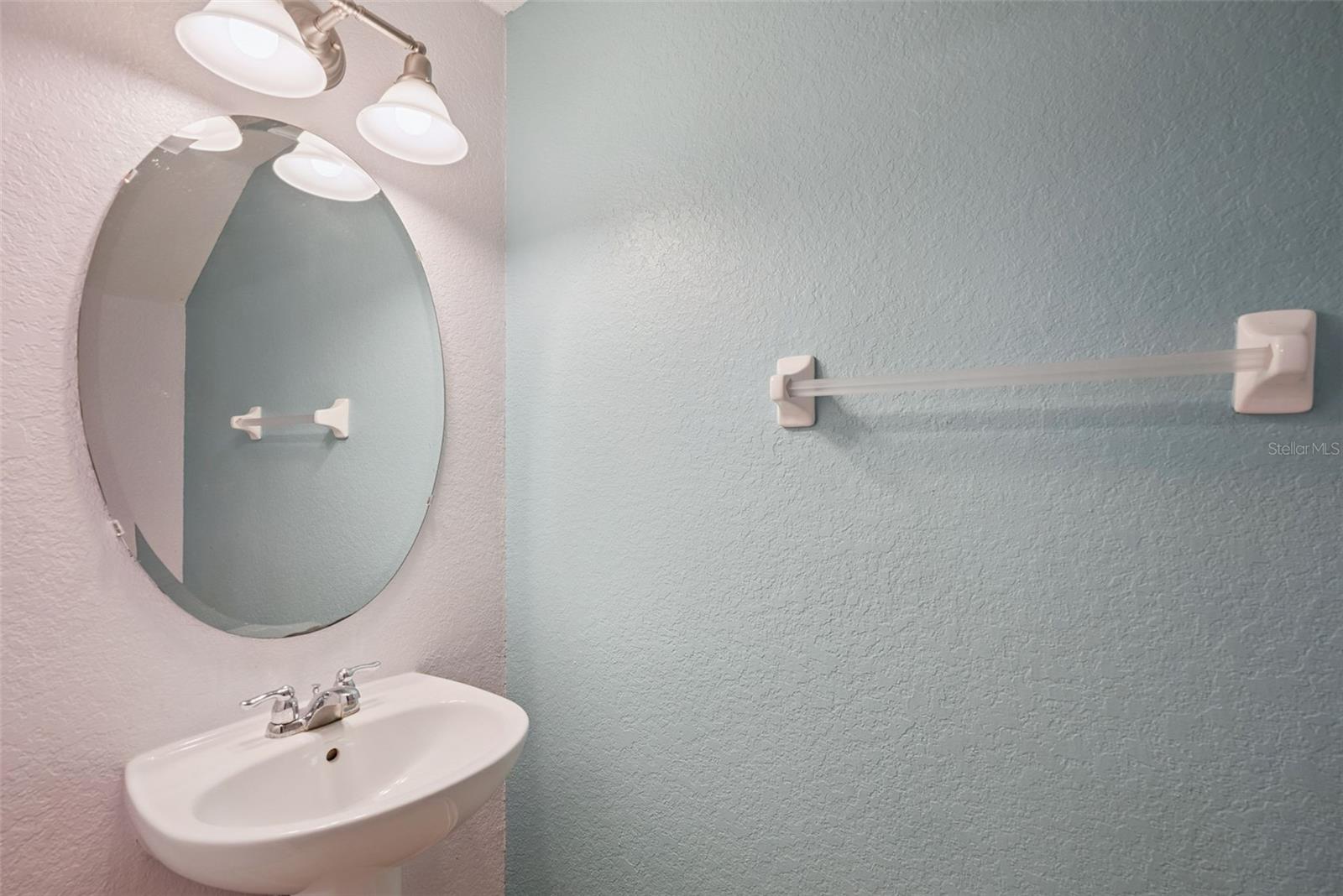 REGENCY OAKS UNIT ONE - Residential