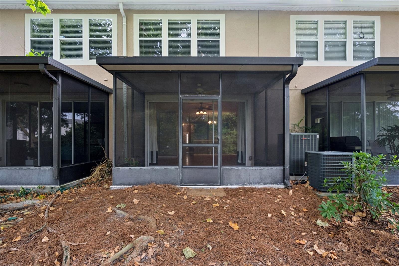 REGENCY OAKS UNIT ONE - Residential