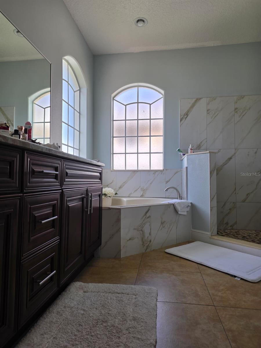 SANDHILL PRESERVE - Residential