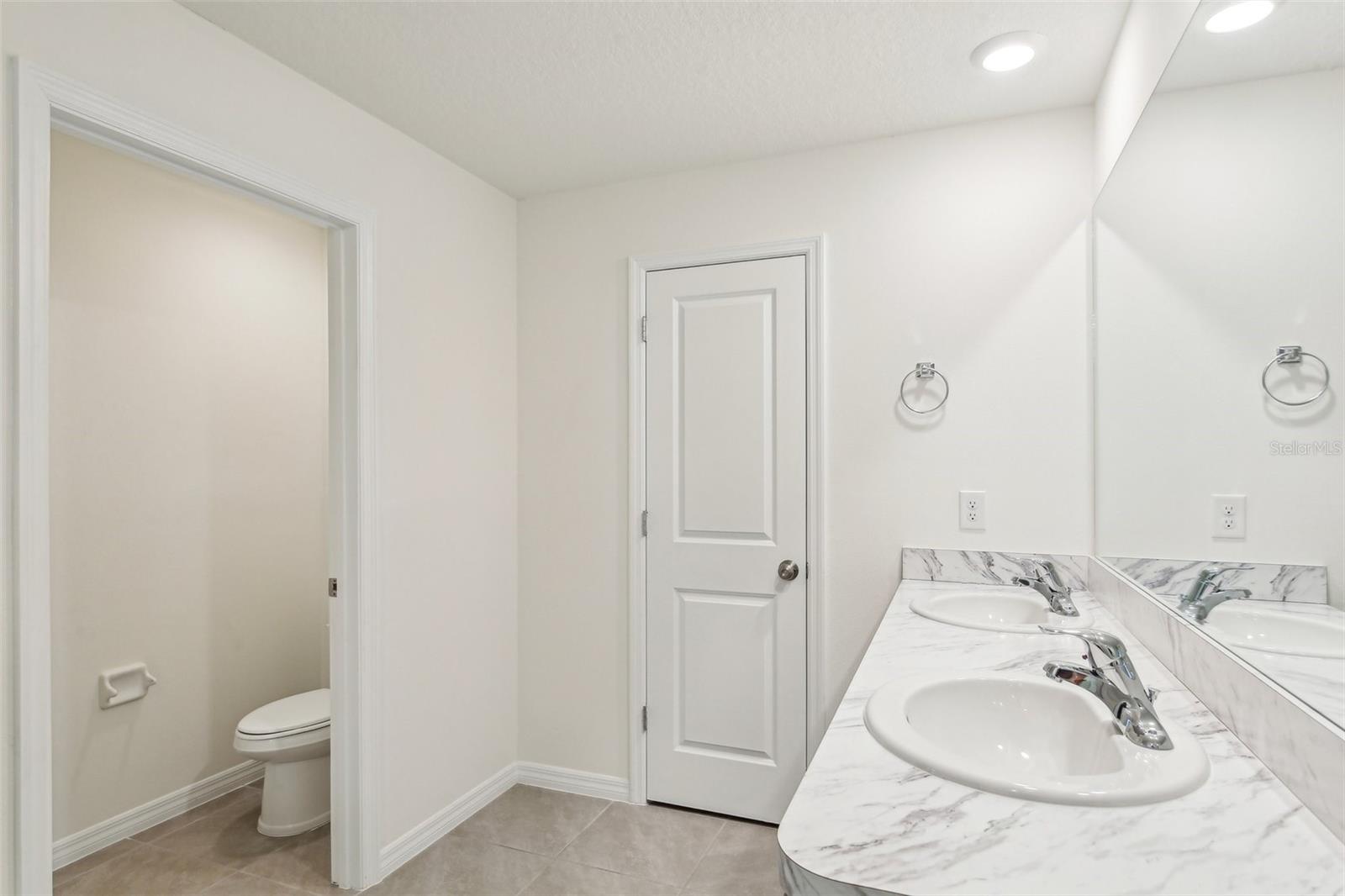SUWANNEE LAKESIDE PH 2 & 3 - Residential