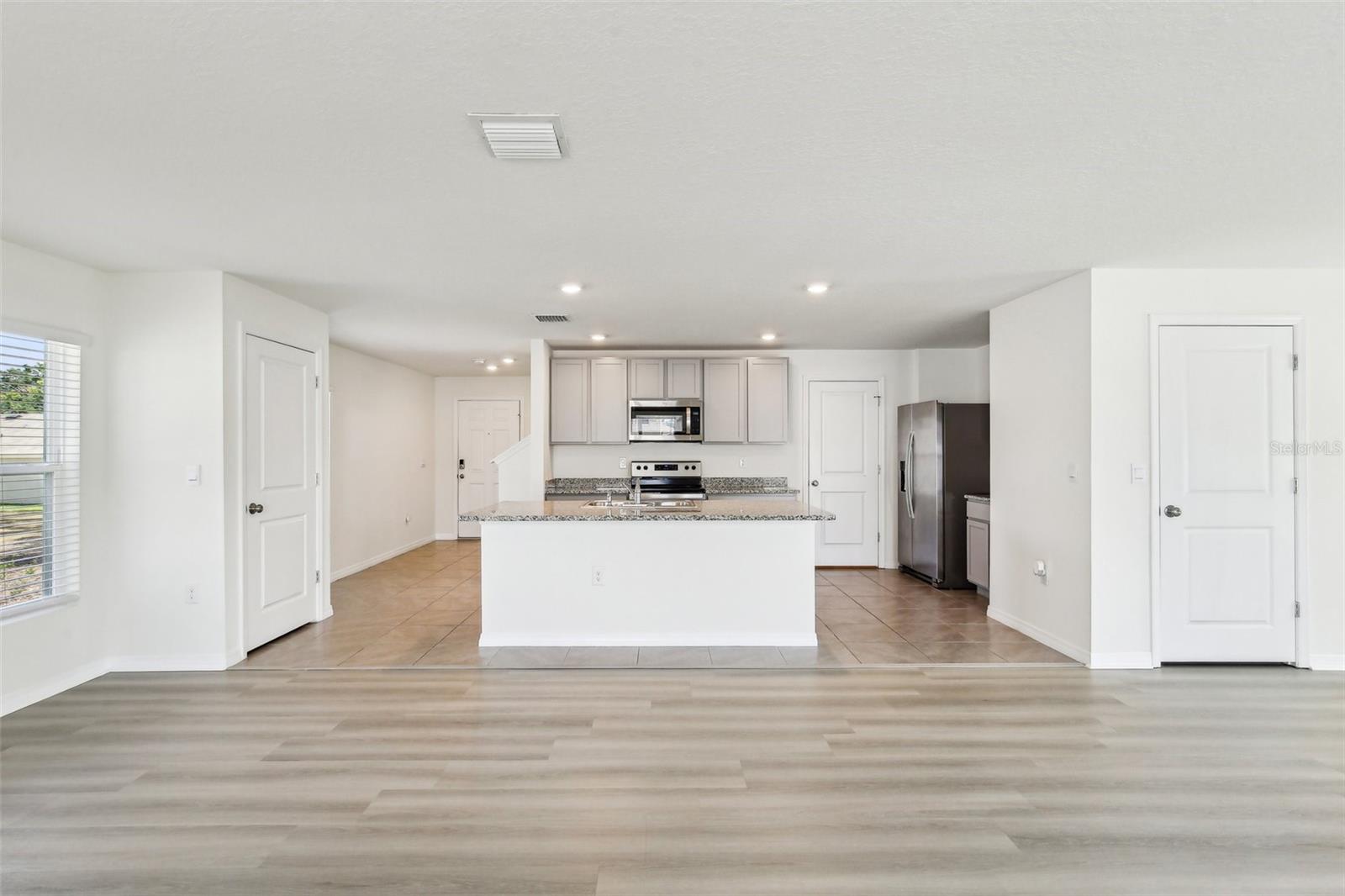 SUWANNEE LAKESIDE PH 2 & 3 - Residential
