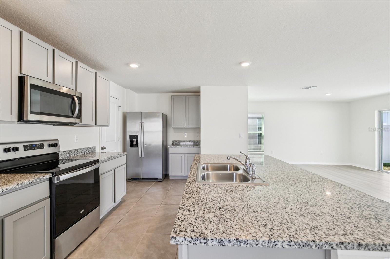 SUWANNEE LAKESIDE PH 2 & 3 - Residential