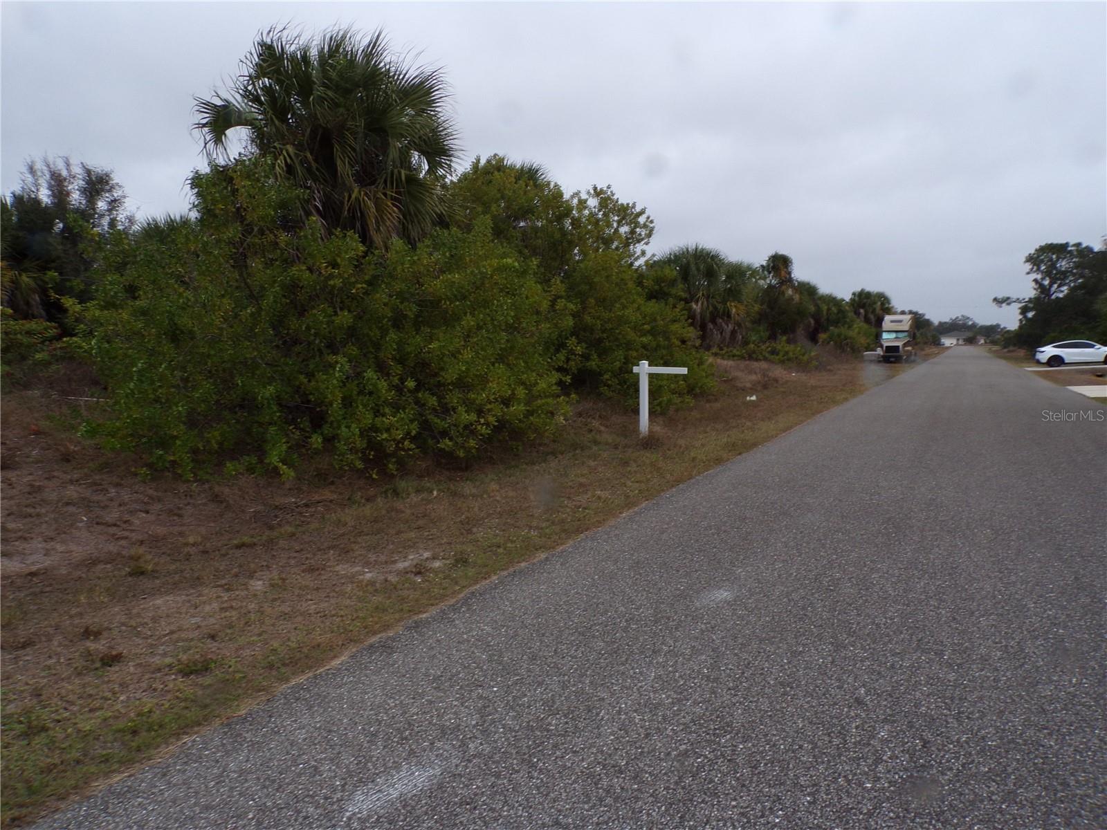 PORT CHARLOTTE SUB 37 - Land