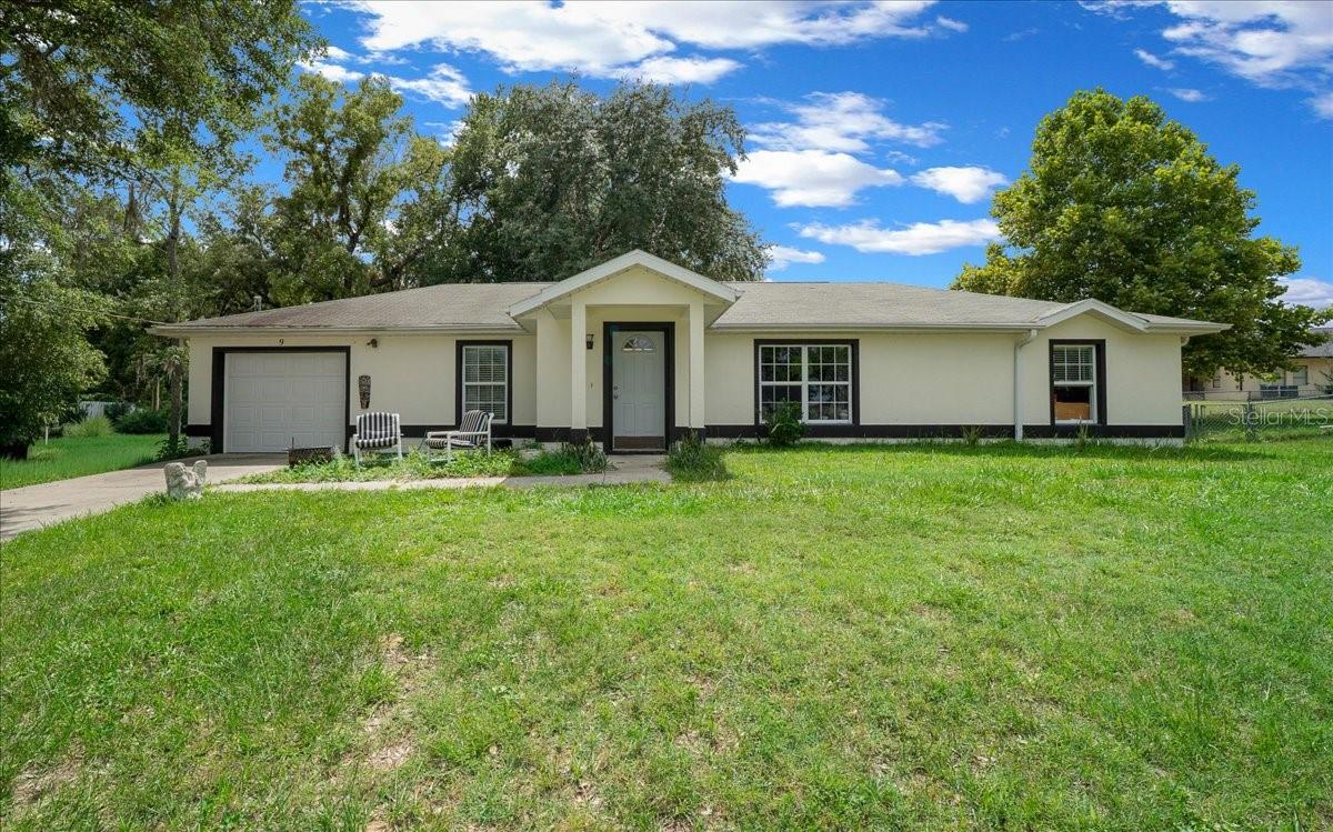 Welcome home to this charming 3-bedroom, 2-bathroom block home with a 1-car garage, offering comfort, convenience, and low-maintenance living. Inside, you'll find vinyl flooring throughout, creating a seamless, modern look that's both stylish and easy to maintain. The functional floor plan provides comfortable living spaces, while the spacious bedrooms offer plenty of room to relax.
Conveniently located close to shopping, dining, medical facilities, schools, and everyday amenities, this home also provides quick access to town, making commuting and running errands a breeze. Whether you're a first-time homebuyer, looking to downsize, or searching for an investment property, this home offers an excellent opportunity in a desirable location. Schedule your private showing today!