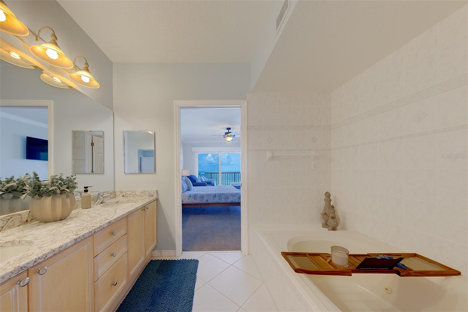 TIDES BEACH CLUB CONDO - Residential Lease