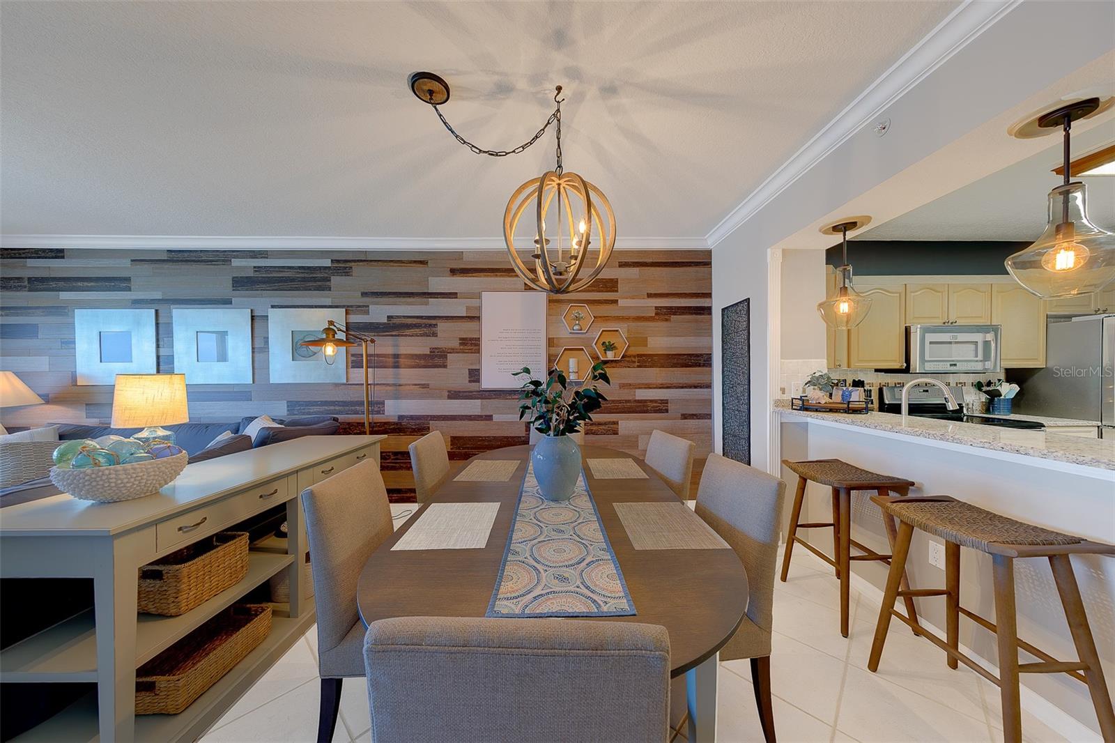 TIDES BEACH CLUB CONDO - Residential Lease