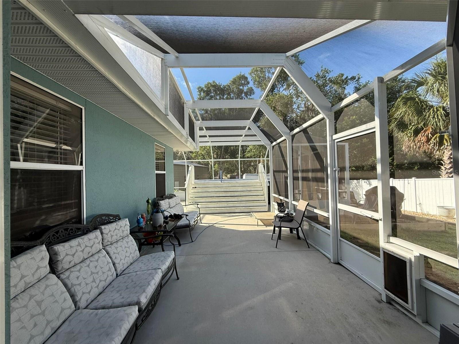 WILLOLA HEIGHTS UNIT 1 - Residential