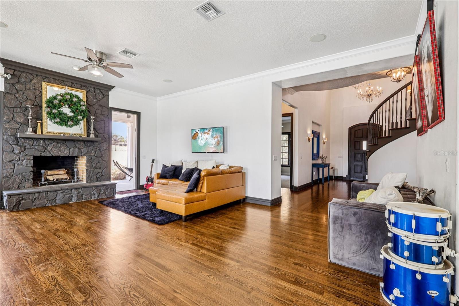 ACREAGE & UNREC - Residential