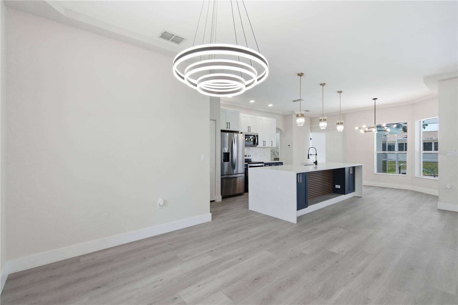 SPRING HILL - Residential