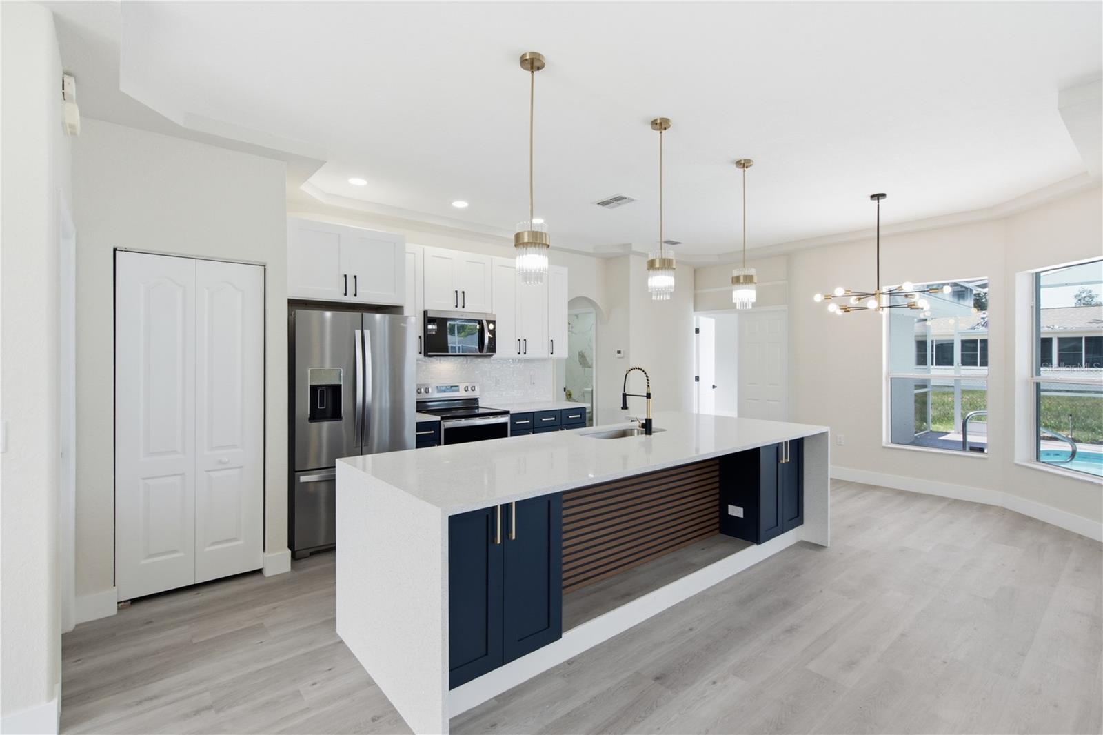 SPRING HILL - Residential