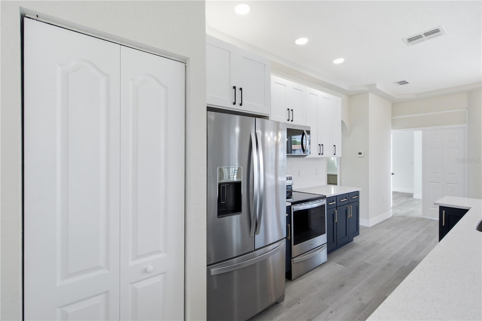 SPRING HILL - Residential