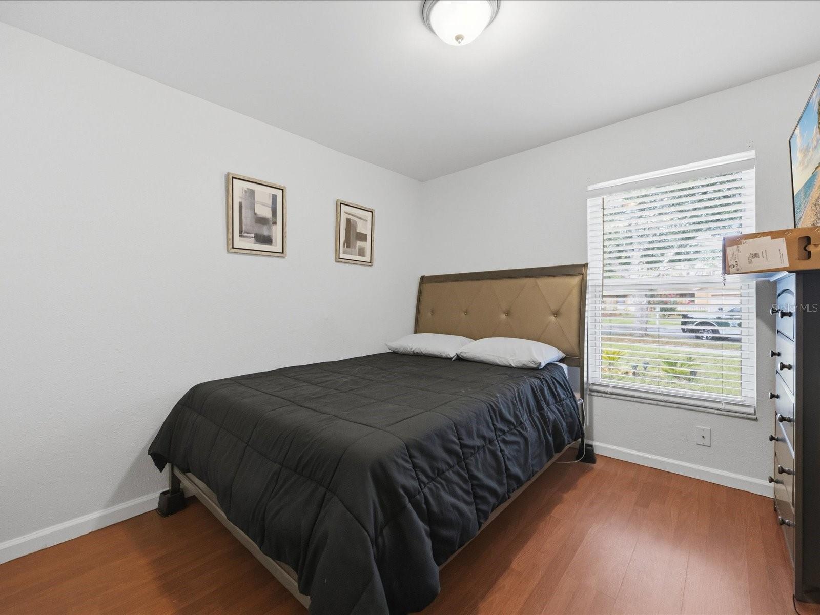 OAKTREE VILLAGE - Residential