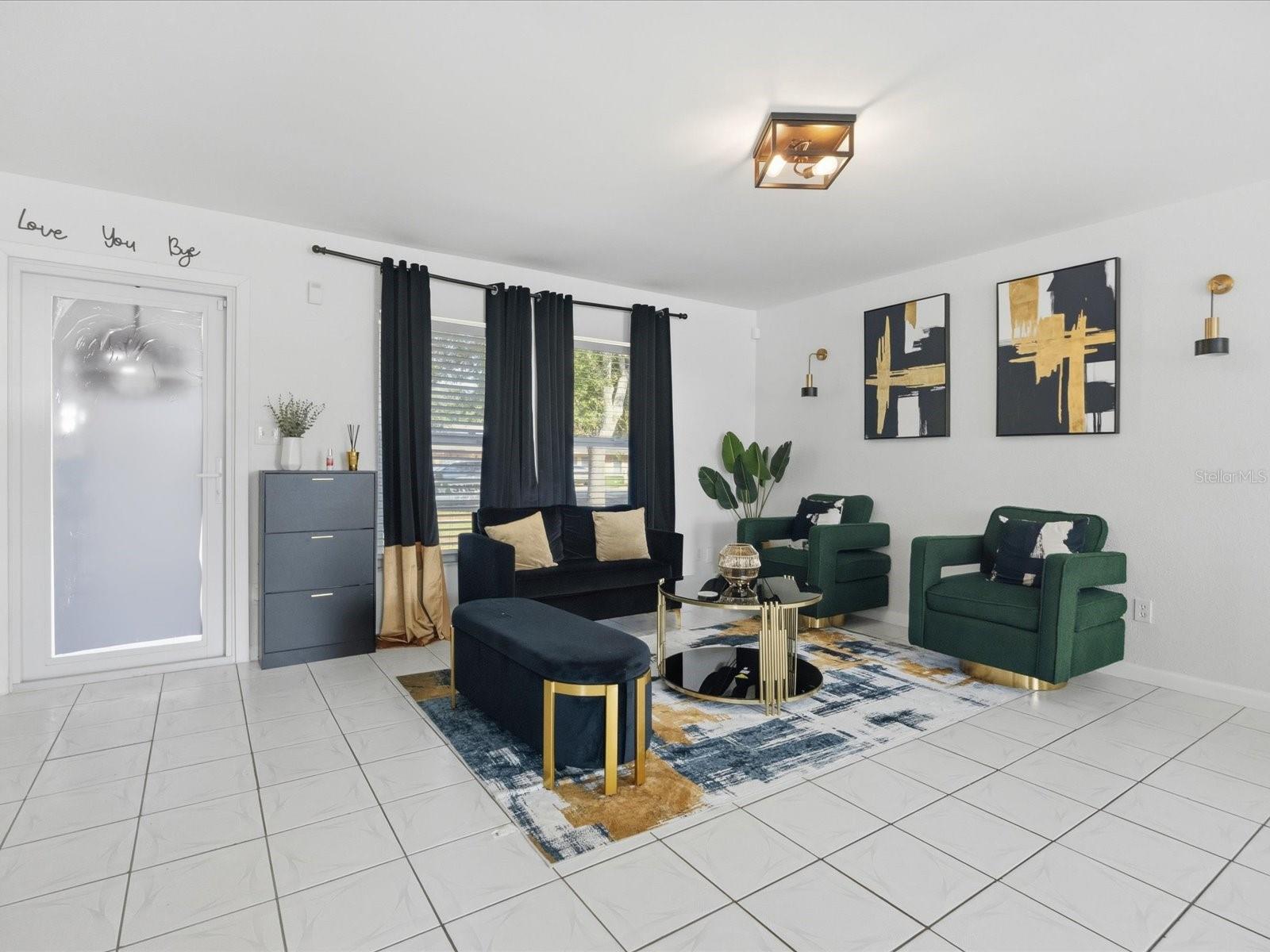 OAKTREE VILLAGE - Residential