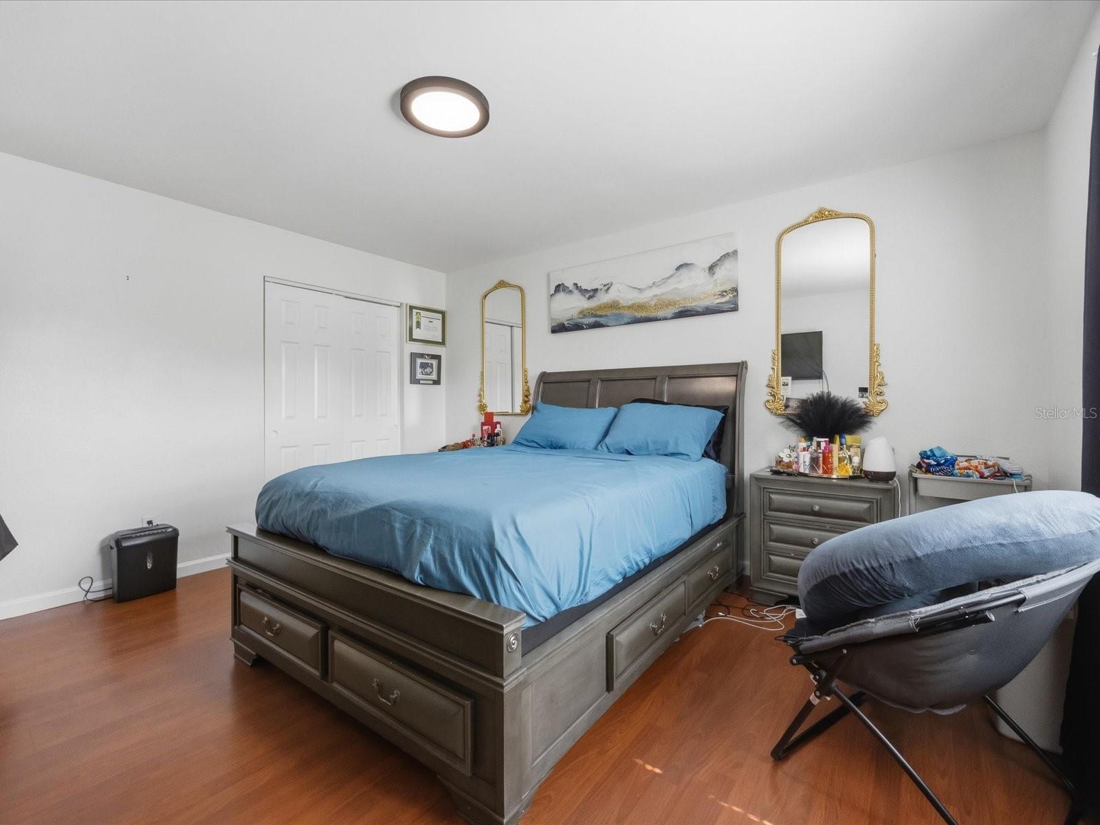 OAKTREE VILLAGE - Residential