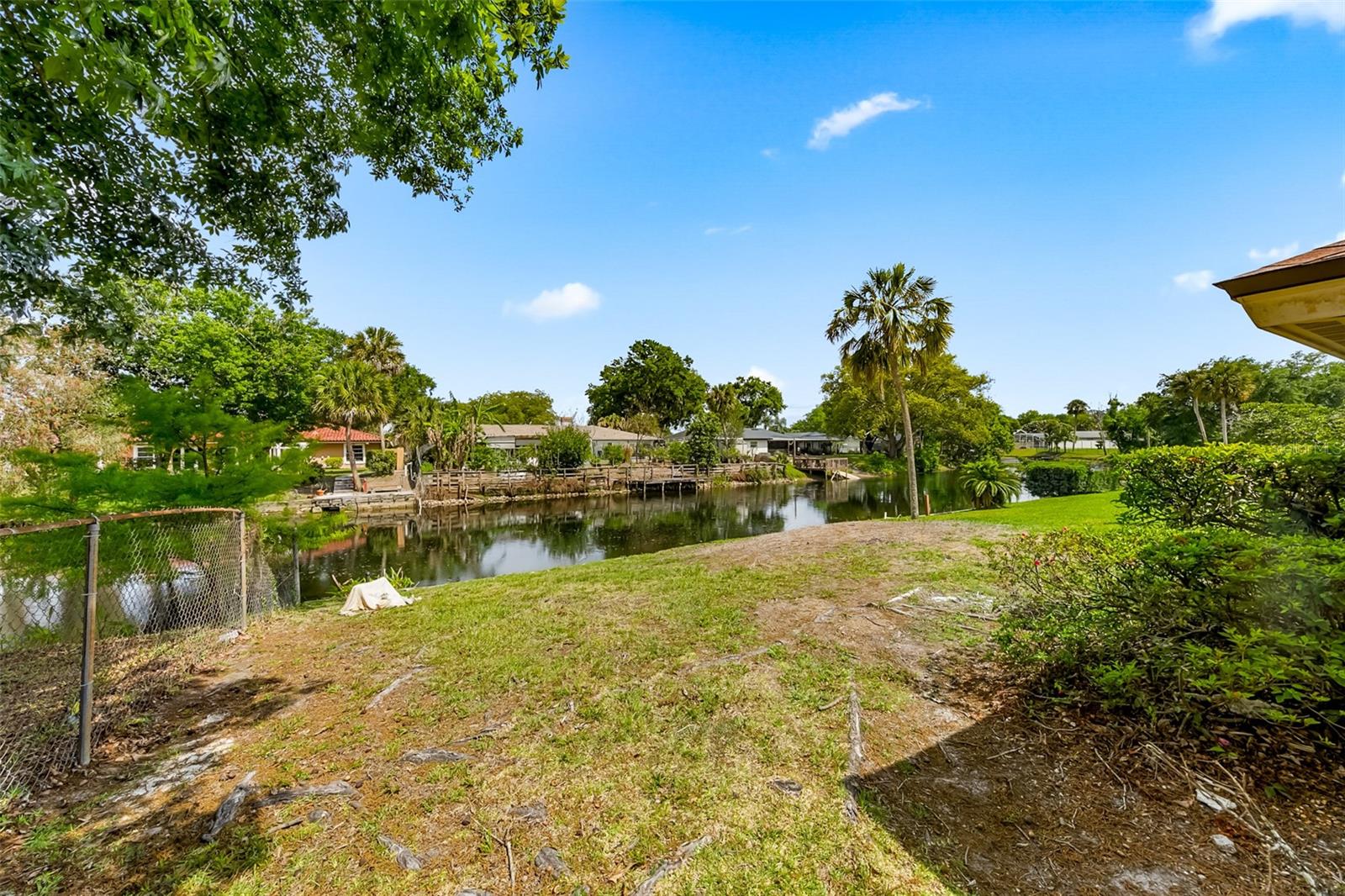 SPRING LAKE HILLS SEC 3 - Residential