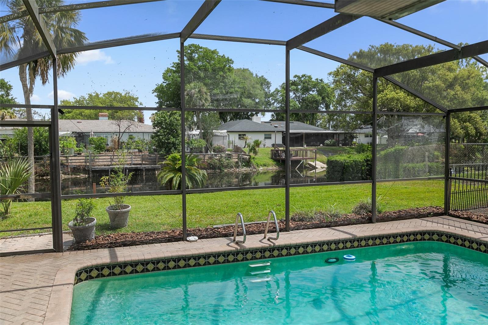 SPRING LAKE HILLS SEC 3 - Residential