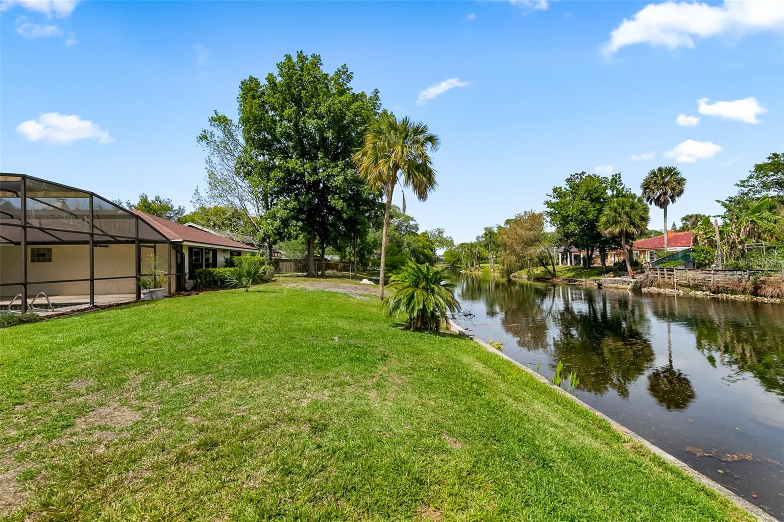 SPRING LAKE HILLS SEC 3 - Residential